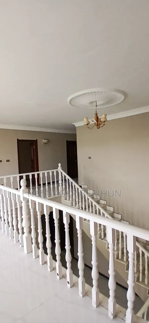 Furnished 3bdrm House in Bole for sale