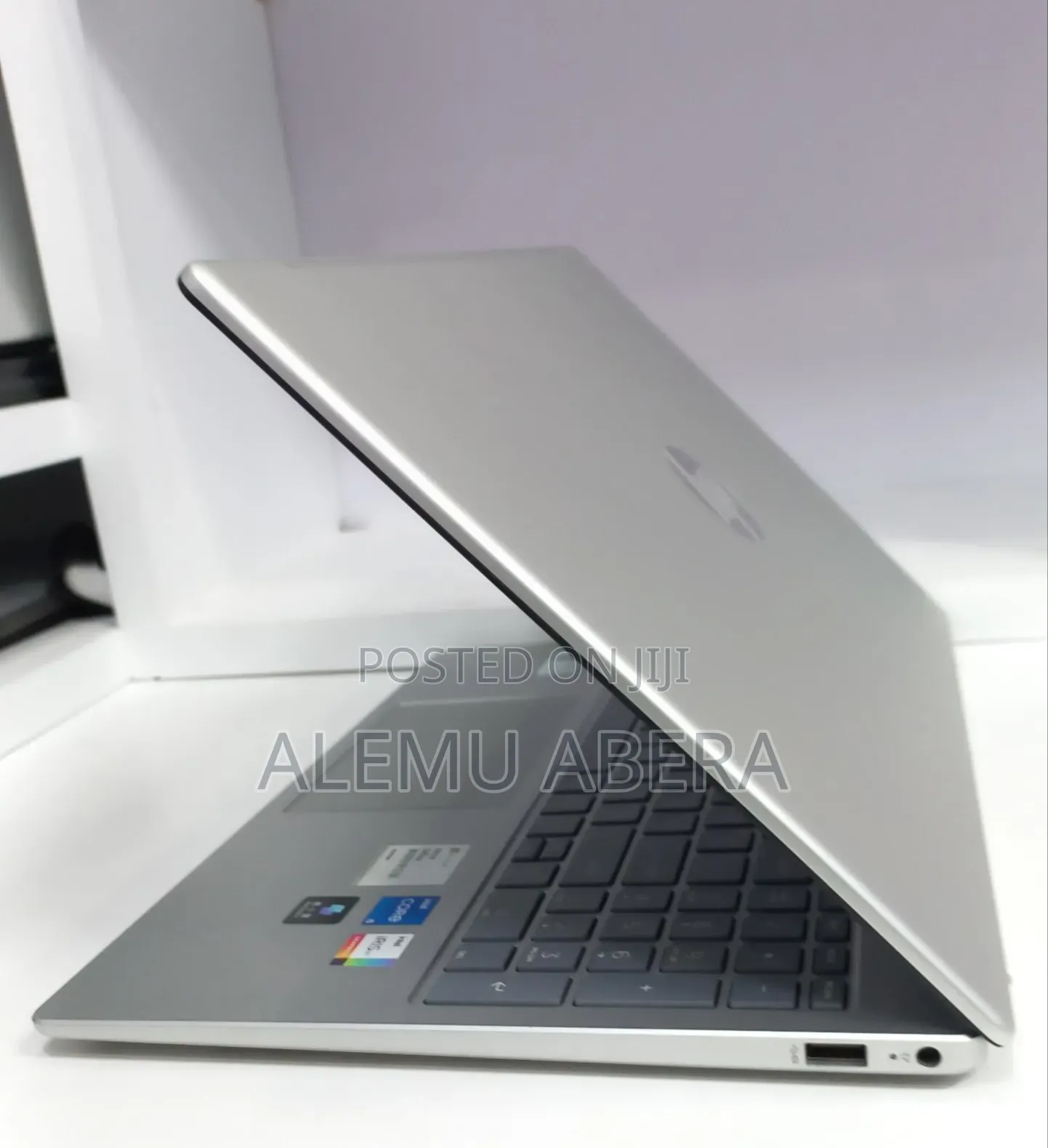 New Laptop HP 16GB Intel Core i5 SSD 1T