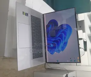 New Laptop HP ZBook 15 16GB Intel Core i9 SSD 1T