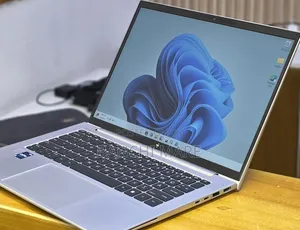 New Laptop HP EliteBook 840 G10 16GB Intel Core i7 SSD 512GB