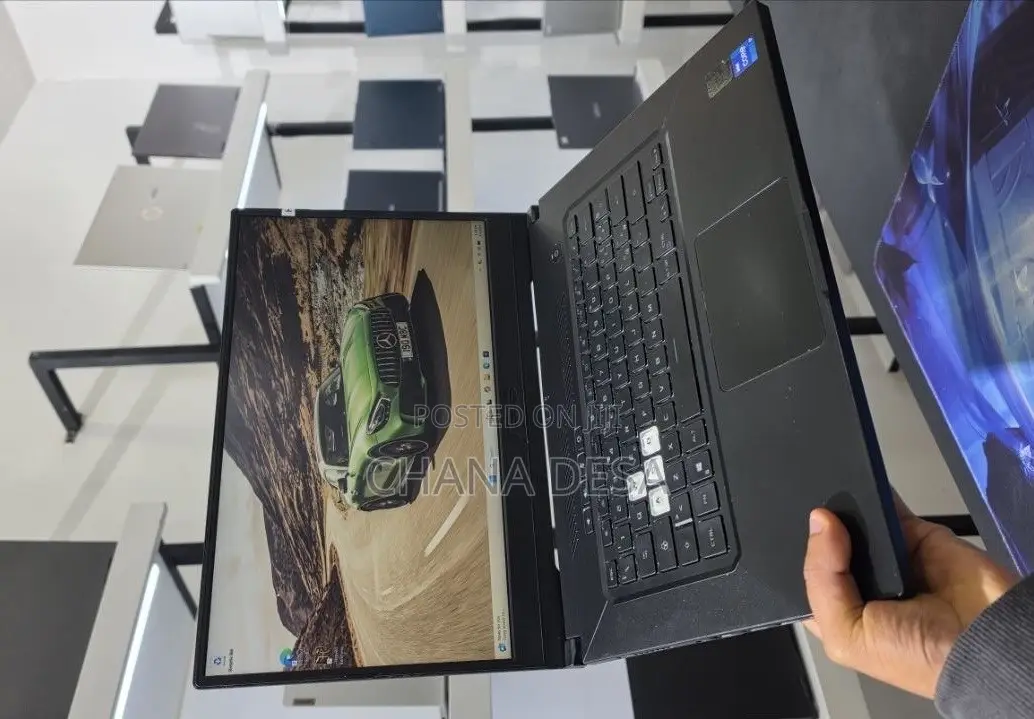 New Laptop Asus TUF Dash F15 16GB Intel Core i7 SSD 512GB