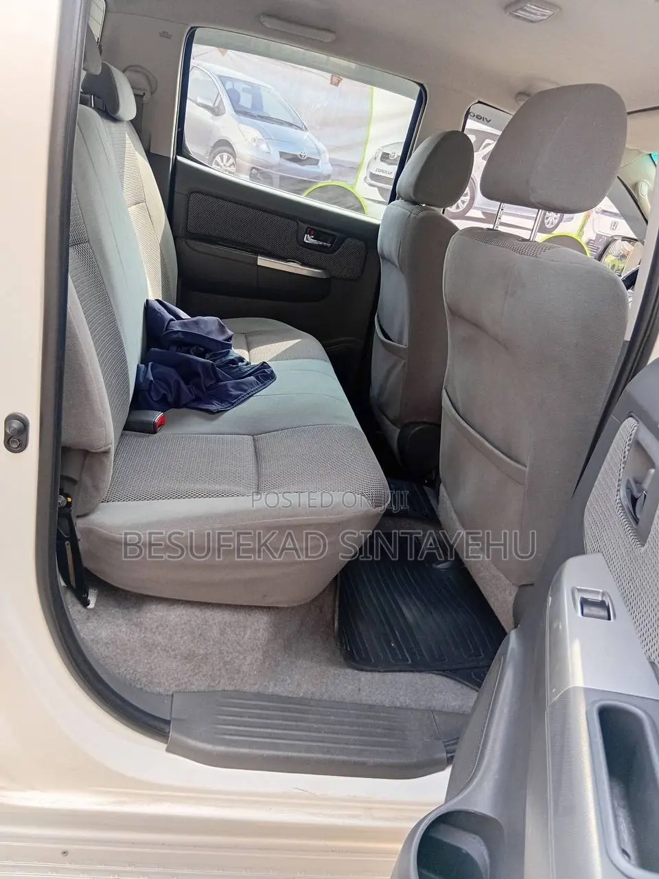 Toyota Hilux 3.0 D-4D 4x4 2013 White