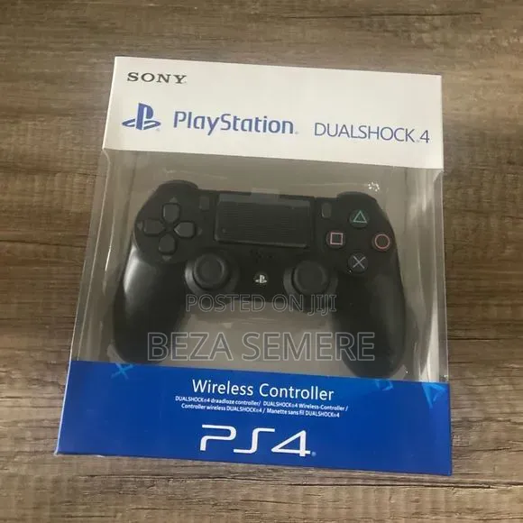 PS4-BAT-08PS4 DualShock Controller (Upgraded)
