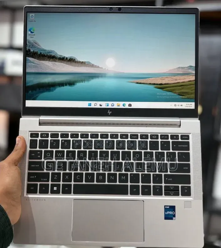 New Laptop HP EliteBook 630 G10 16GB Intel Core i7 SSD 512GB