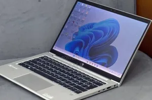 New Laptop HP EliteBook 830 G8 16GB Intel Core i7 SSD 512GB