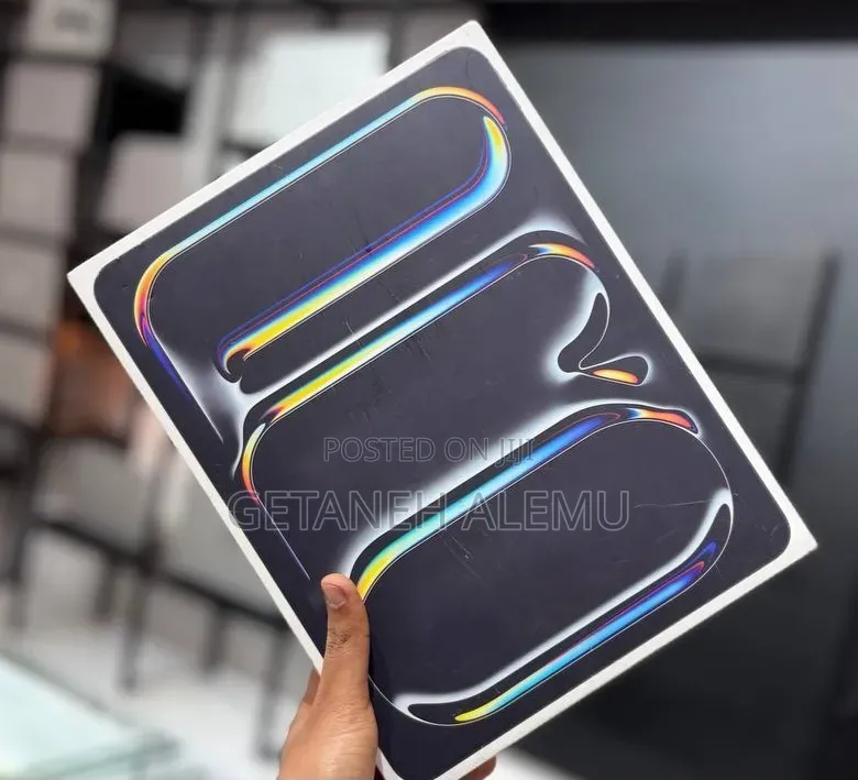 New Laptop Apple MacBook Pro 2026 M5 Pro 12GB Intel Core i9 SSD 256GB