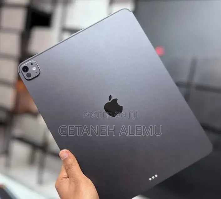 New Laptop Apple MacBook Pro 2026 M5 Pro 12GB Intel Core i9 SSD 256GB