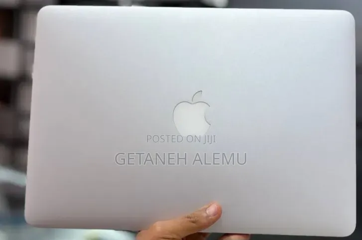 New Laptop Apple MacBook Air 2017 8GB Intel Core i5 SSD 512GB