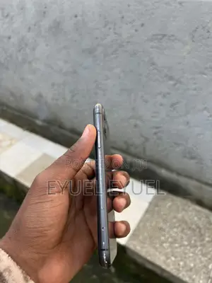 Apple iPhone 11 64 GB Black