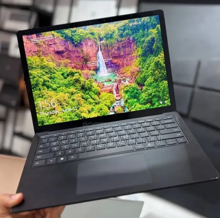 New Laptop Microsoft Surface Laptop 4 16GB Intel Core i7 SSD 512GB