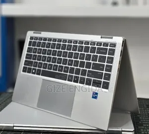 New Laptop HP EliteBook 1040 G8 16GB Intel Core i7 SSD 512GB