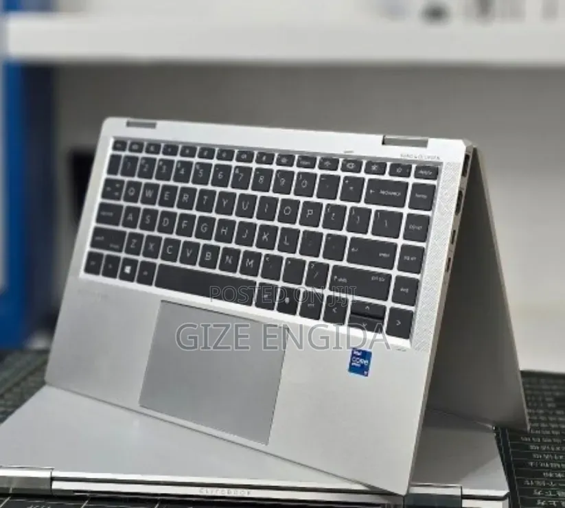 New Laptop HP EliteBook 1040 G8 16GB Intel Core i7 SSD 512GB