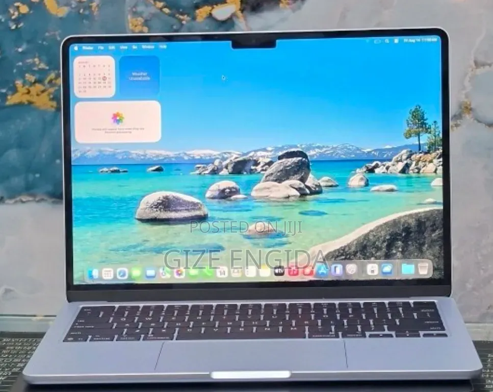 New Laptop Apple MacBook Air 2025 M4 16GB Apple M4 SSD 256GB