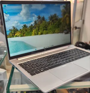 New Laptop Apple MacBook Pro 2021 M1 16GB Apple M1 Pro SSD 256GB