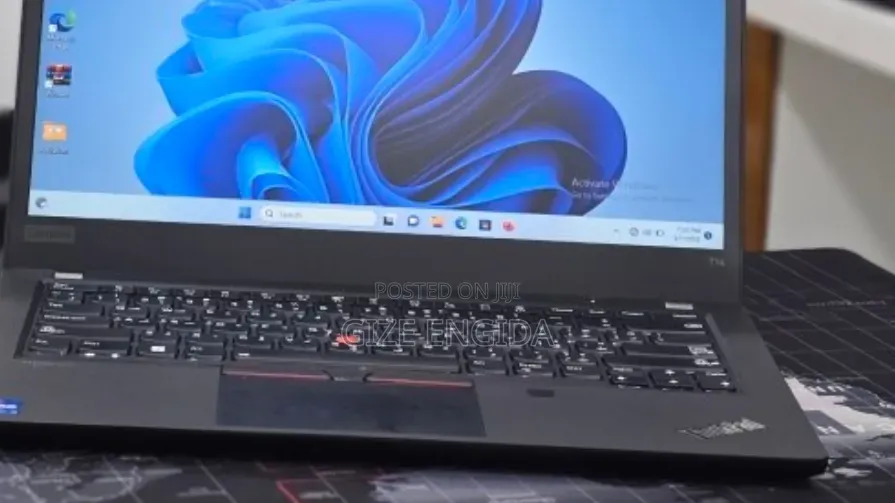 New Laptop Lenovo ThinkPad T14 16GB Intel Core i7 SSD 512GB
