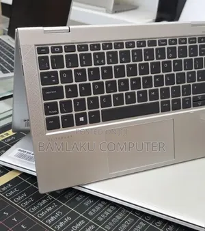 New Laptop HP EliteBook 830 G8 16GB Intel Core i5 SSD 512GB