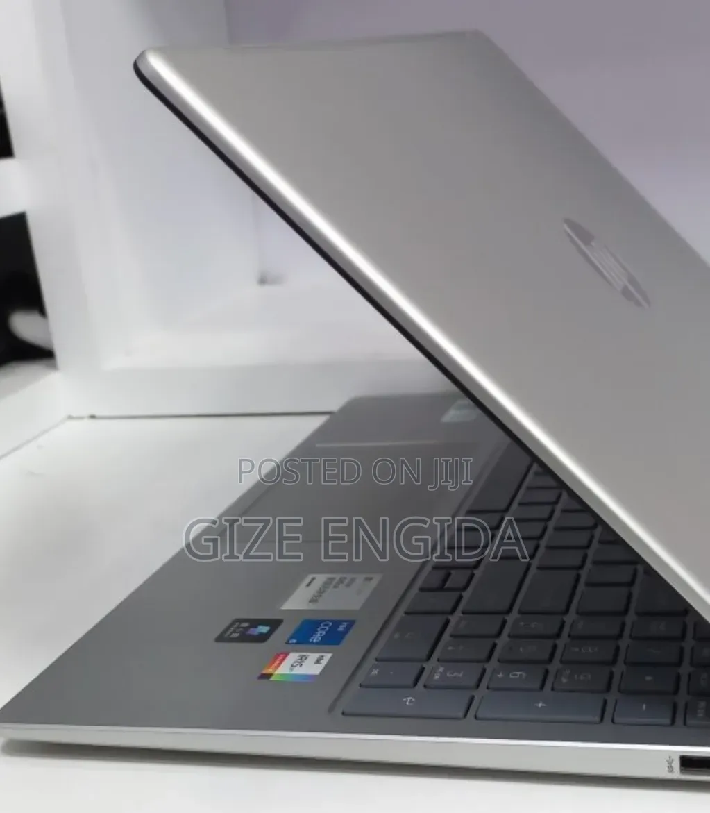 New Laptop HP Stream Notebook 16GB Intel Core i5 SSD 1T