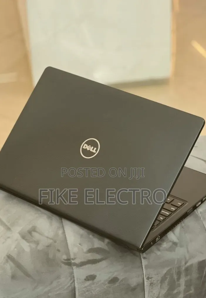 New Laptop Dell Vostro 15 3000 8GB Intel Core i5 HDD 500GB