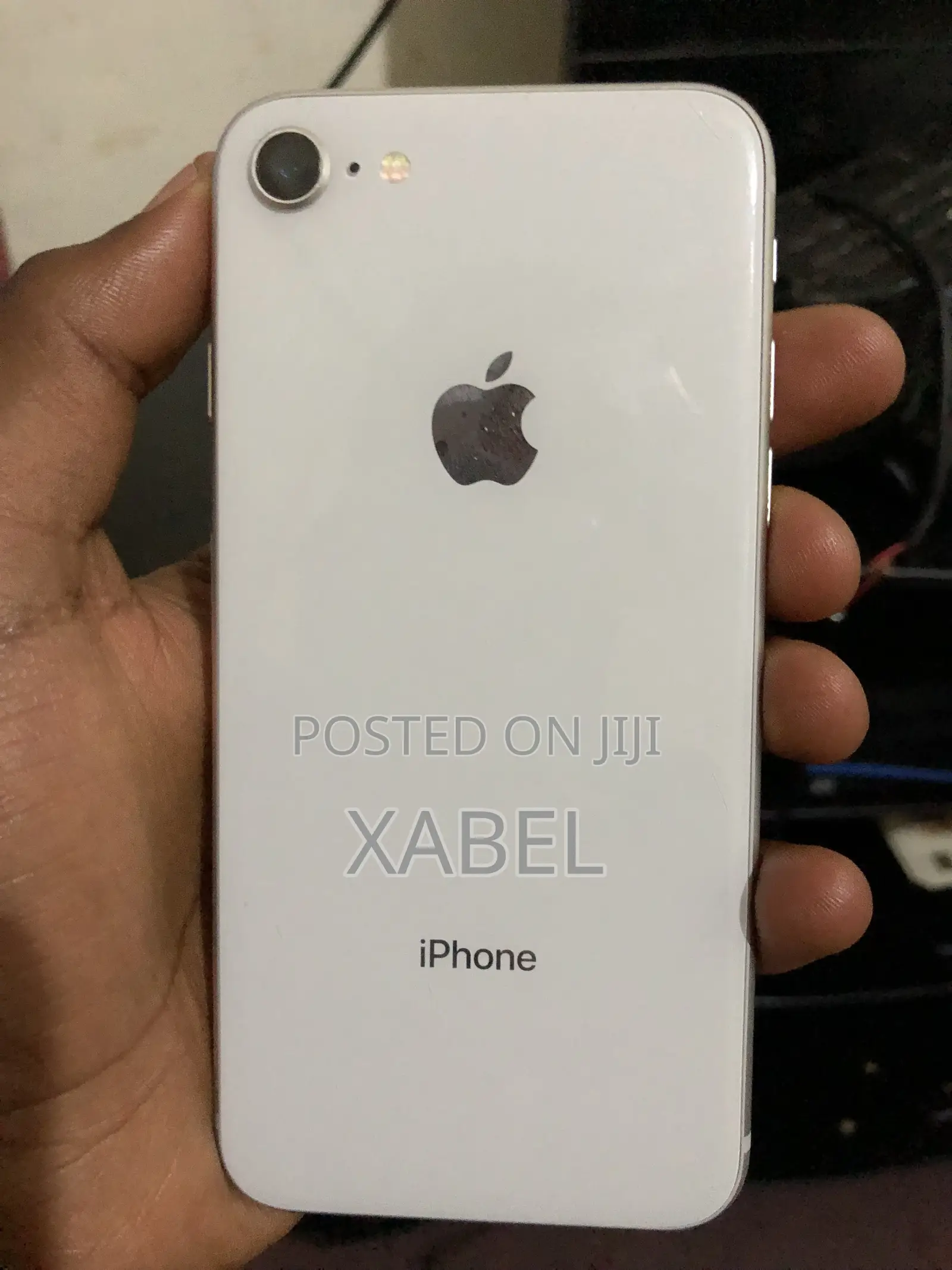 Apple iPhone 8 64 GB White