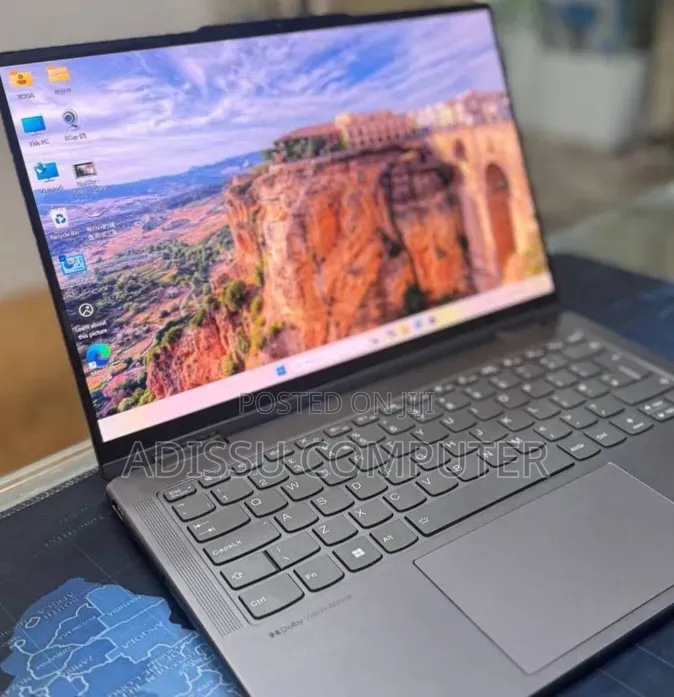 New Laptop Lenovo ThinkPad Yoga 16GB AMD Ryzen 7 SSD 512GB