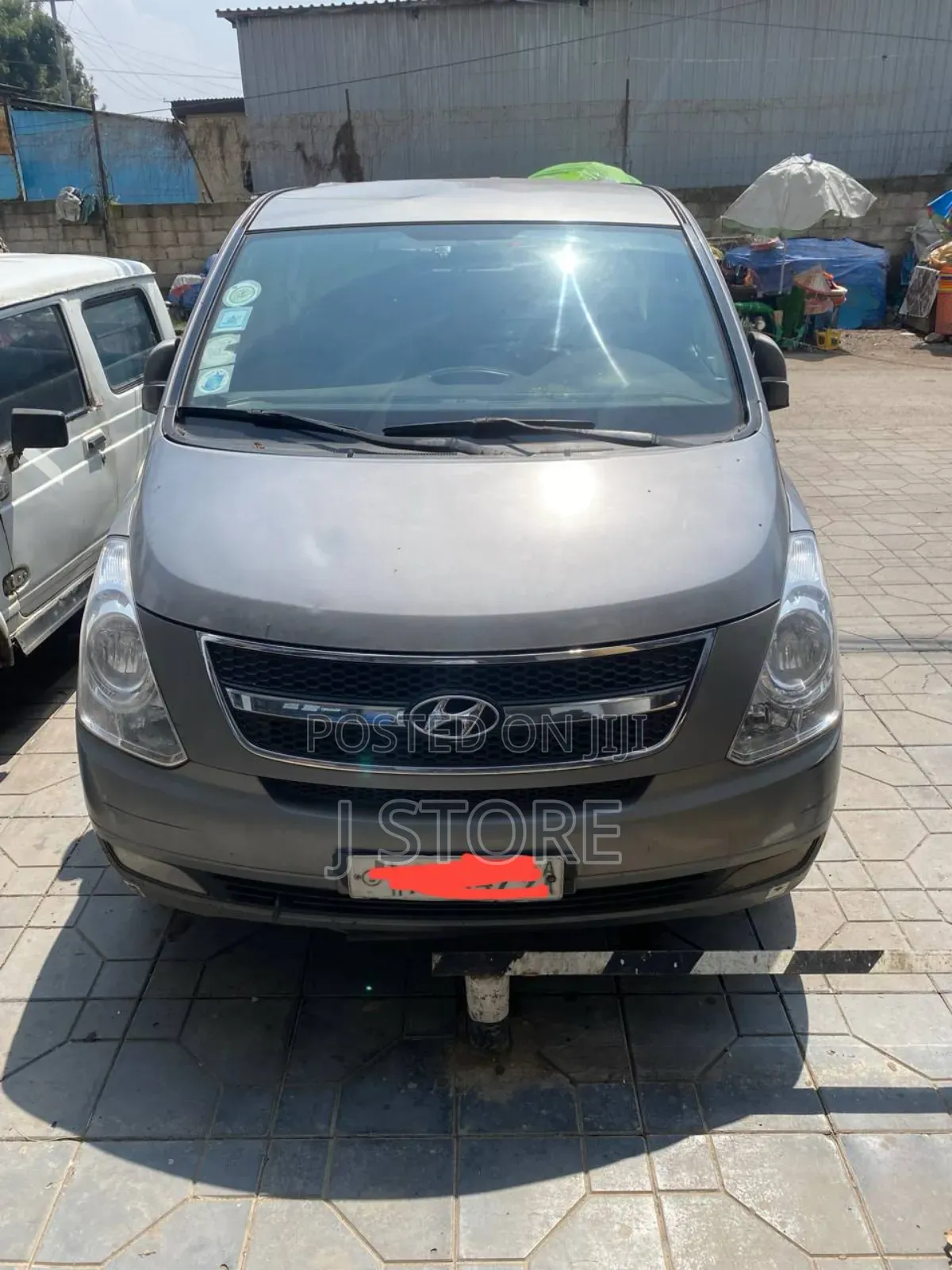 Hyundai Starex 2015 Grey