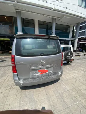 Hyundai Starex 2015 Grey