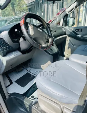 Hyundai Starex 2015 Grey