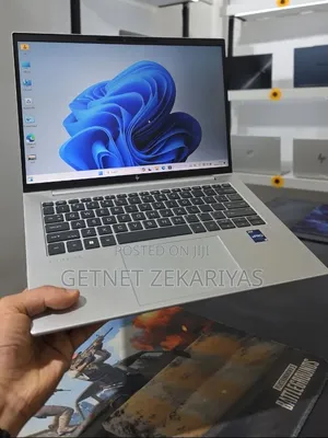 New Laptop HP EliteBook 840 G10 16GB Intel Core i7 SSD 512GB