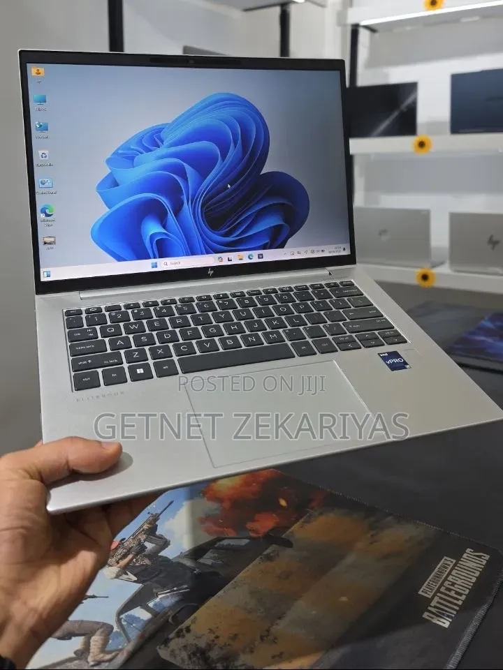 New Laptop HP EliteBook 840 G10 16GB Intel Core i7 SSD 512GB