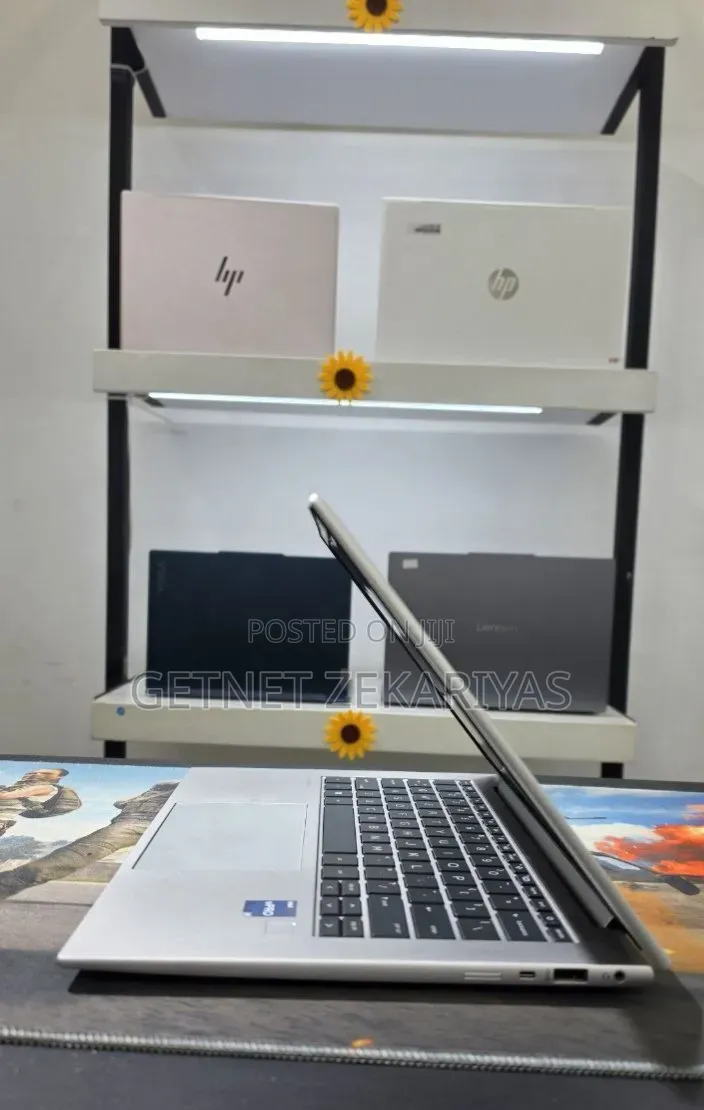 New Laptop HP EliteBook 840 G10 16GB Intel Core i7 SSD 512GB