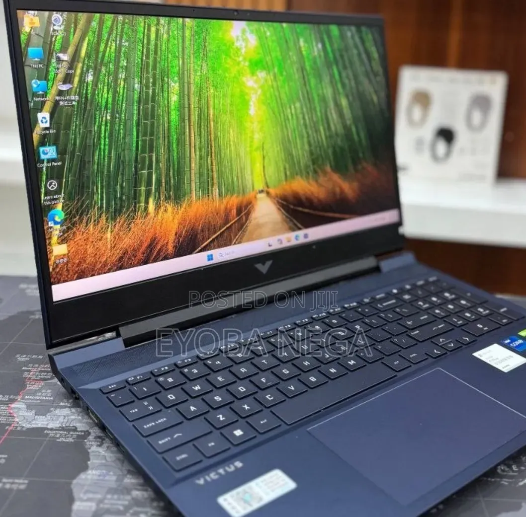 New Laptop HP Victus 16 16GB Intel Core i7 SSD 512GB
