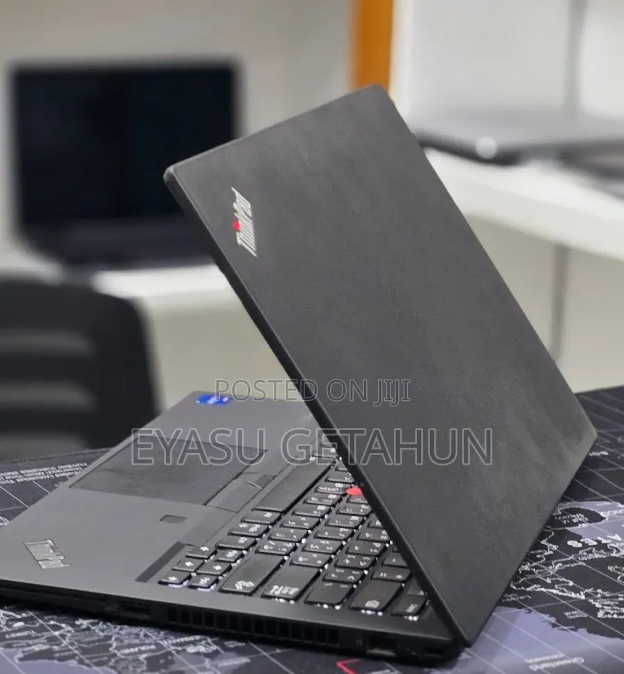 New Laptop Lenovo ThinkPad T14 16GB Intel Core i7 SSD 512GB