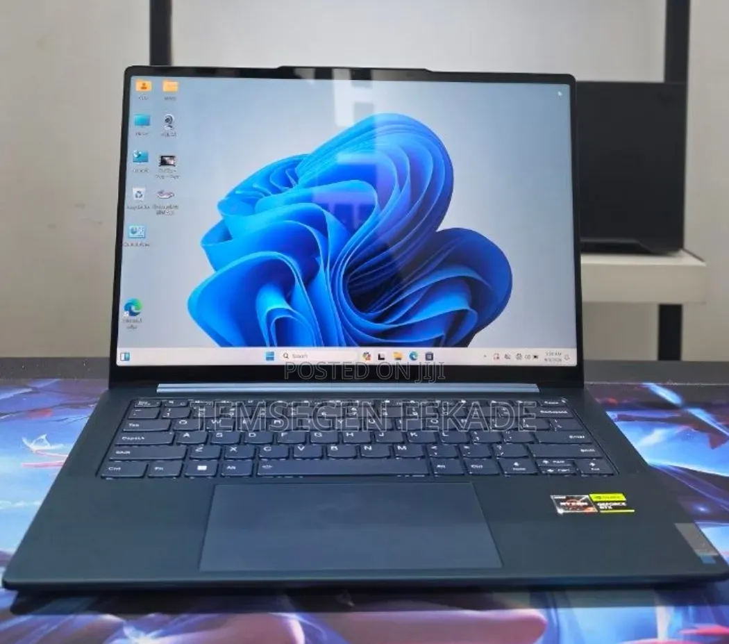 New Laptop Lenovo Yoga 710 16GB AMD Ryzen 7 SSD 512GB