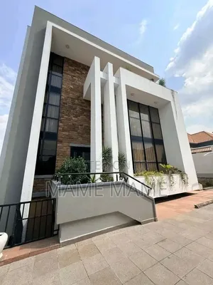 7bdrm House in Addis Abeba, Bole for sale
