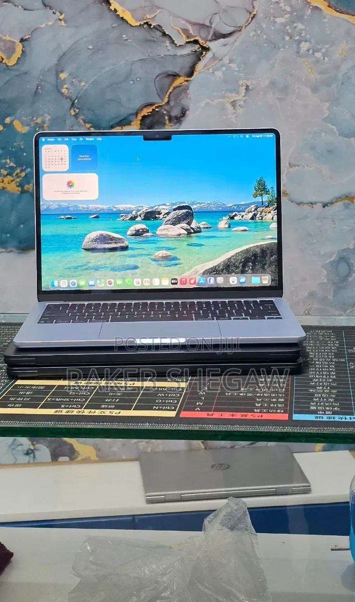 New Laptop Apple MacBook Air 16GB Intel Core i9 SSD 256GB