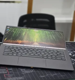 New Laptop Dell Latitude 7410 16GB Intel Core i5 SSD 256GB