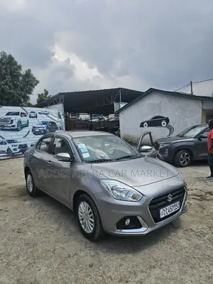 Suzuki Dzire 2022 Silver