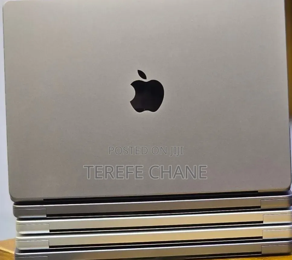 New Laptop Apple MacBook Pro 2021 M1 16GB Apple M1 Pro SSD 512GB