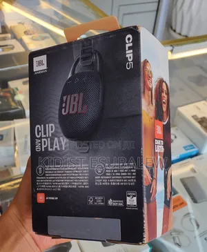 JBL Clip 5