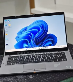 New Laptop Dell 16GB Intel Core i5 SSD 512GB