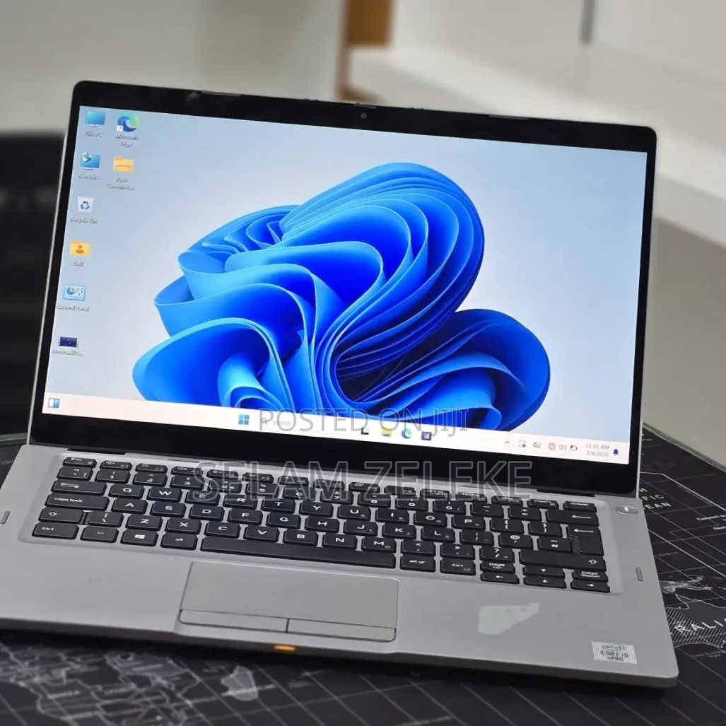 New Laptop Dell 16GB Intel Core i5 SSD 512GB