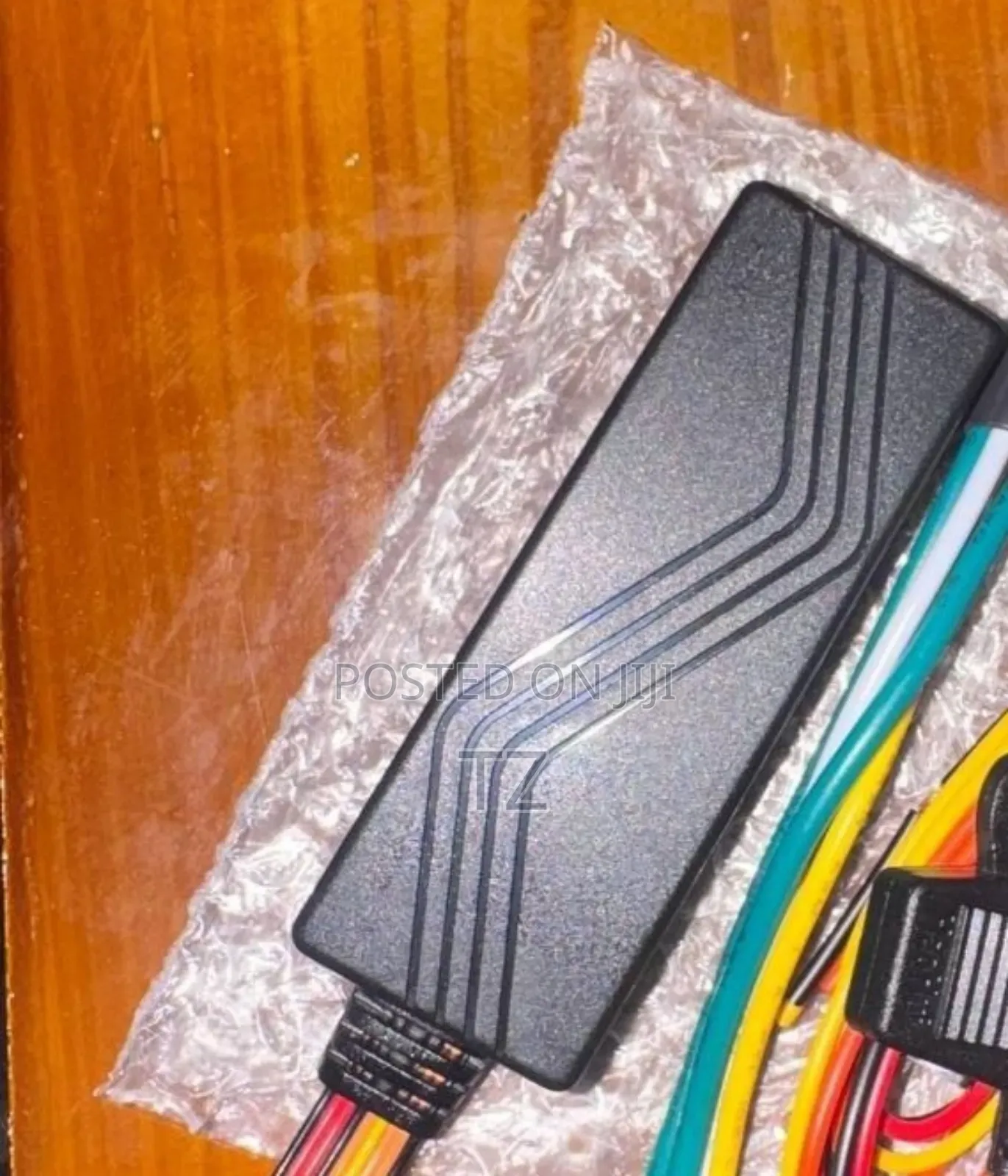 GPS Tracker Device ለመኪናዎች