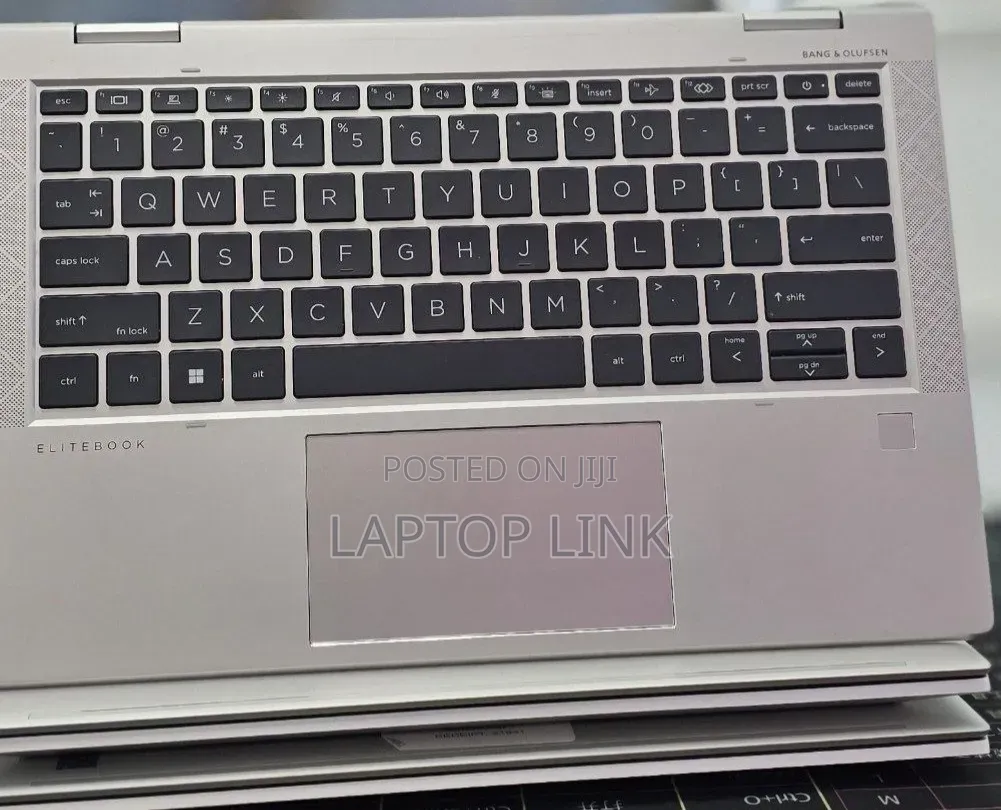 New Laptop HP EliteBook 830 G8 32GB Intel Core i7 SSD 512GB