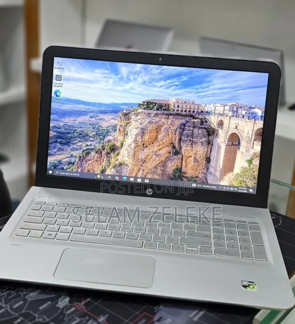 New Laptop HP 12GB Intel Core i5 HDD+SSD 1.5T