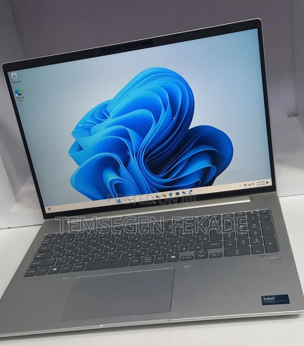 New Laptop HP EliteBook 660 G11 16GB Intel Core Ultra 7 SSD 512GB