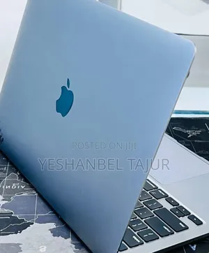 New Laptop Apple MacBook Air 2020 M1 16GB Intel Xeon SSD 256GB