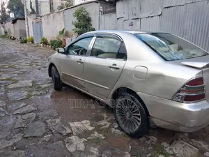 Toyota Corolla 2003 Gold