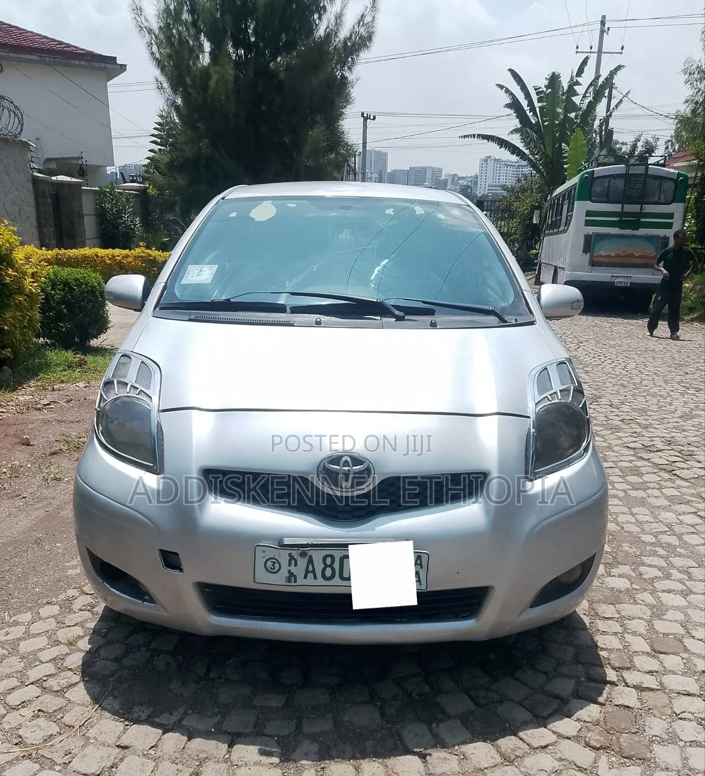 Toyota Yaris 2010 Silver