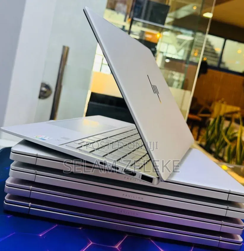 New Laptop HP 16GB Intel Core i7 SSD 1T