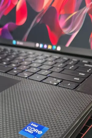 New Laptop Dell Precision 5560 16GB Intel Core i7 SSD 512GB